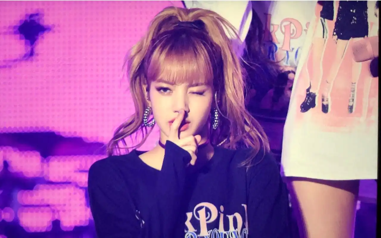 blackpinklisailikeit演唱会舞蹈solo