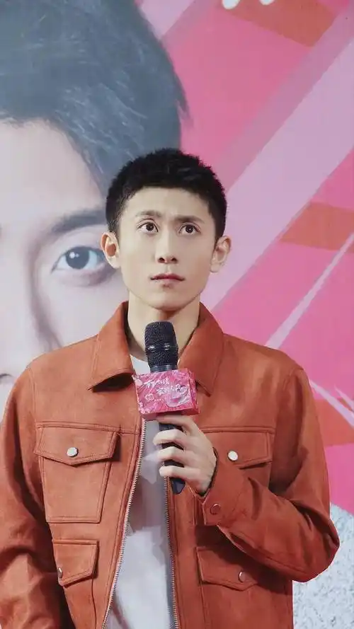 从"演技扛把子"到如今无戏可拍,张一山,到底做错了什么?