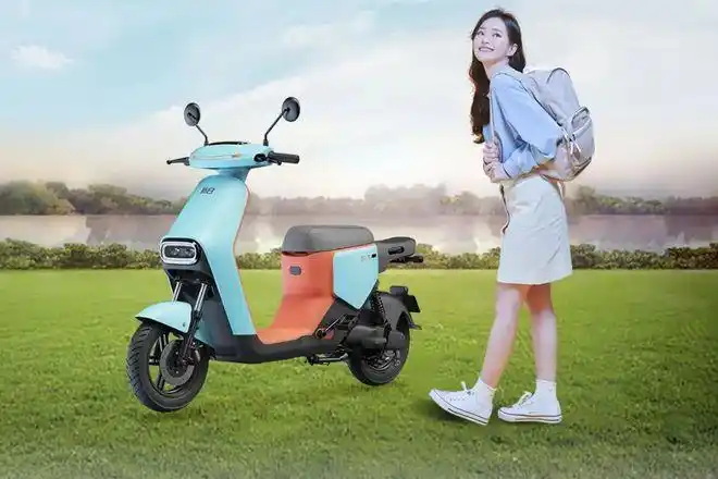 699元起最高续航420公里这3款边骑边充的电动车你看好谁