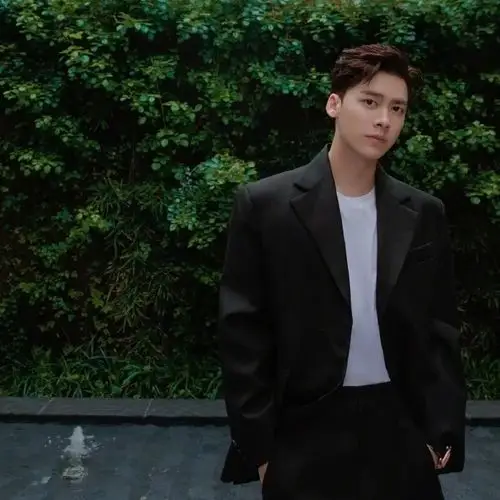 李易峰有哪些适合做微信头像的照片