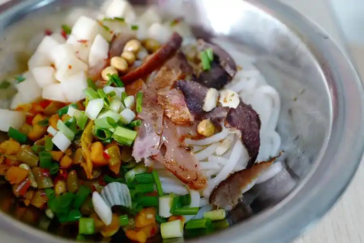 桂林米粉卤水(这才是正宗的桂林米粉)