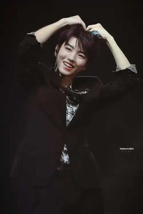 tfboys十周年演唱会通过审批#给王俊凯蓝海!他值得最好的!