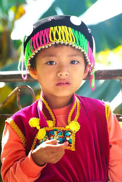 怒江傈僳族女孩