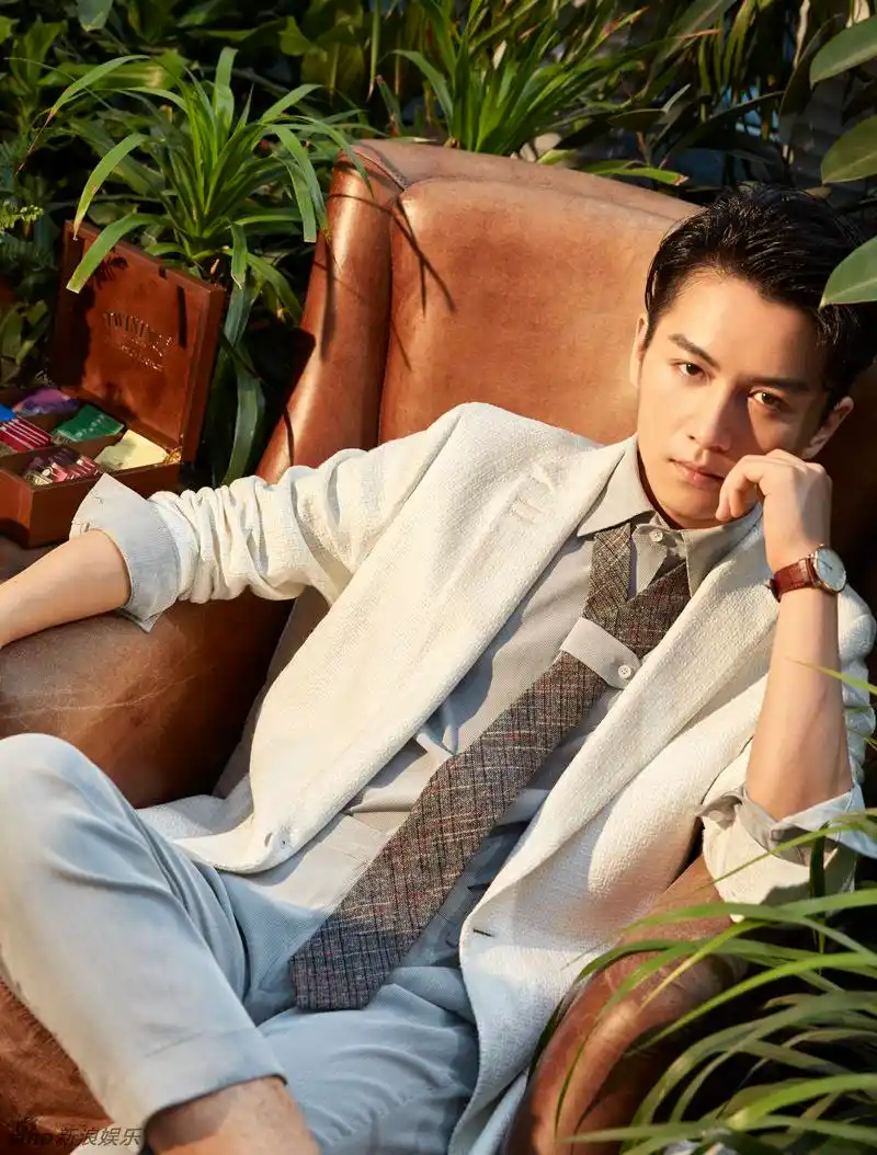 扫码关注@娱乐有饭 和wx号"星速客shoot"