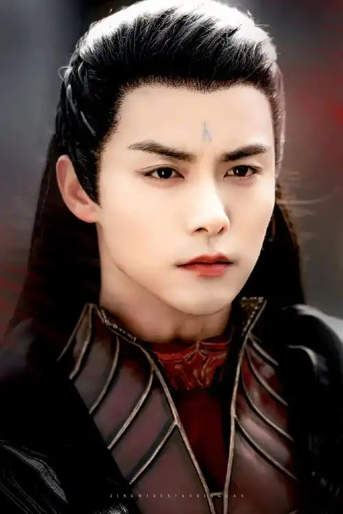 05.13 在隔壁看到一张马天宇剧照,好看ing.