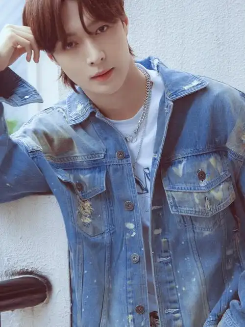 狼尾少年张艺兴