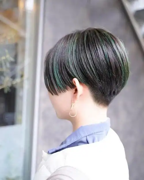 最美女士短发推边头,利落时尚还个性,显瘦还显高|发型|脸型|发蜡|圆脸