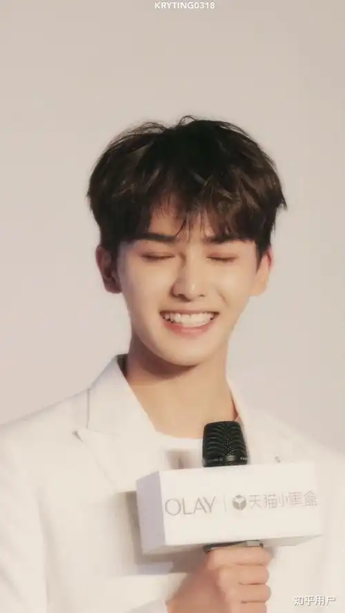 如何评价朱正廷?