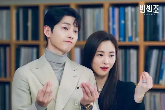 《文森佐》一个小细节,让一部热播剧直接下架,宋仲基都挽回不来