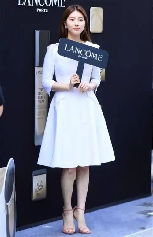 裴秀智又放大招,穿一袭白色长裙气质惊艳,不愧是"宅男女神"_裙子_计划