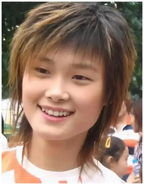 北京这一夜,被39岁李宇春惊艳,对比发现:原来方脸才是最减龄的 - 娱乐