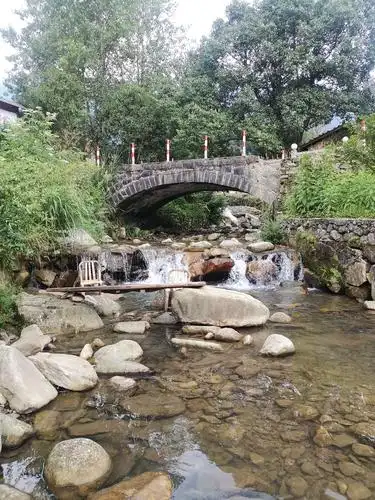 避暑消夏胜地～宜春温汤水口