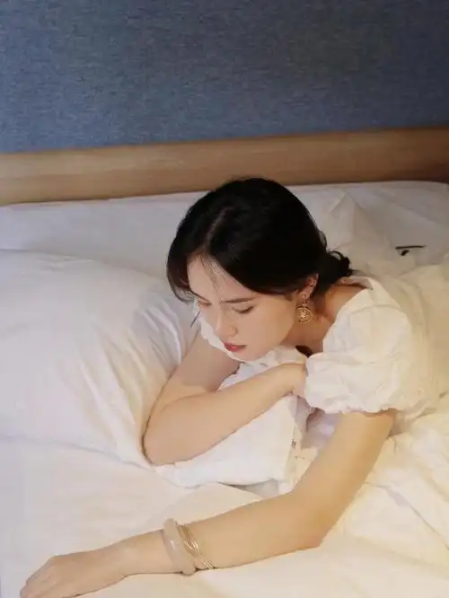 酒店拍照姿势分享