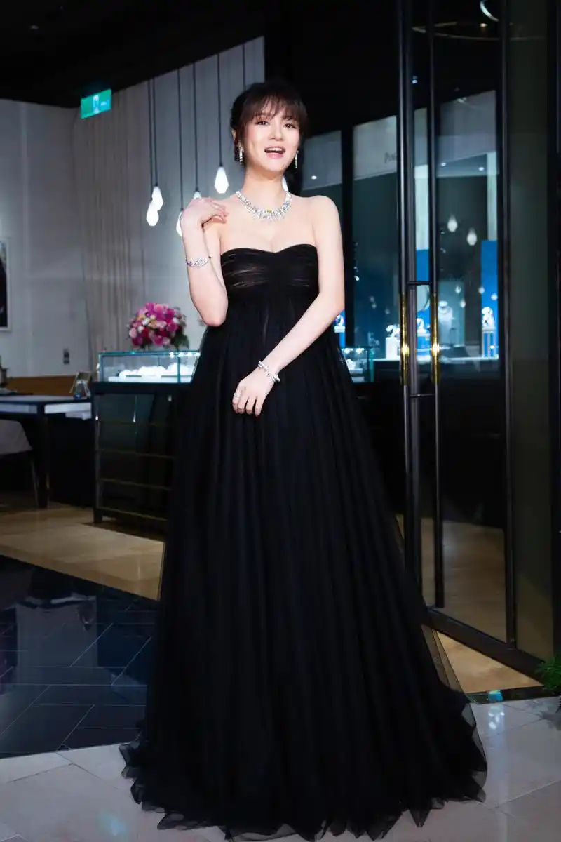 安以轩婚姻甜蜜关键字「陪伴」 孕期变温柔宠老公