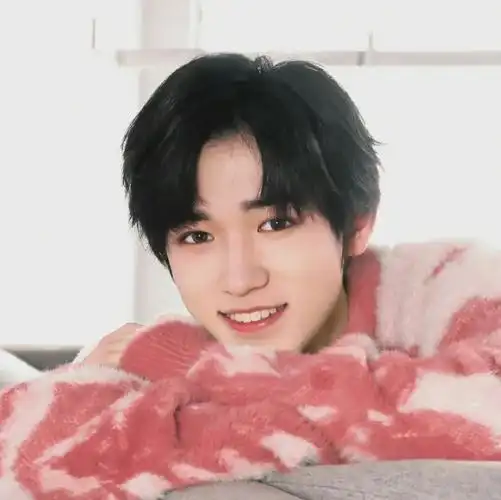 宋亚轩超绝头像