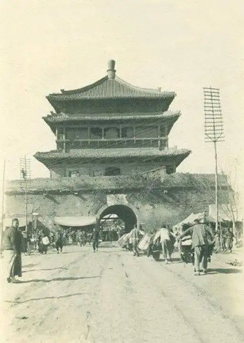 西安老照片3:西安钟楼