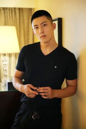 明星| 黄景瑜:他是男孩,也是男人