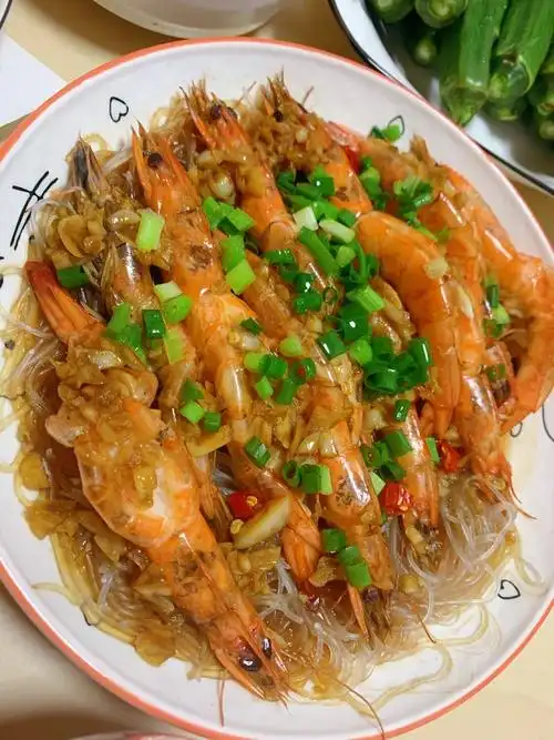蒜蓉粉丝蒸虾