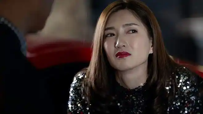 好先生:江疏影一身小黑皮裙,完美展现身材,网友直呼辣眼睛