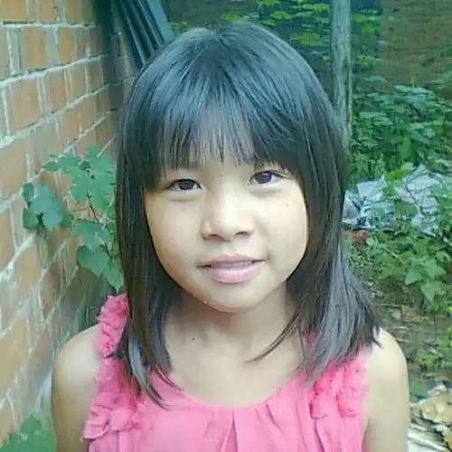 李娱鹭12岁小姑娘2015年7月摄