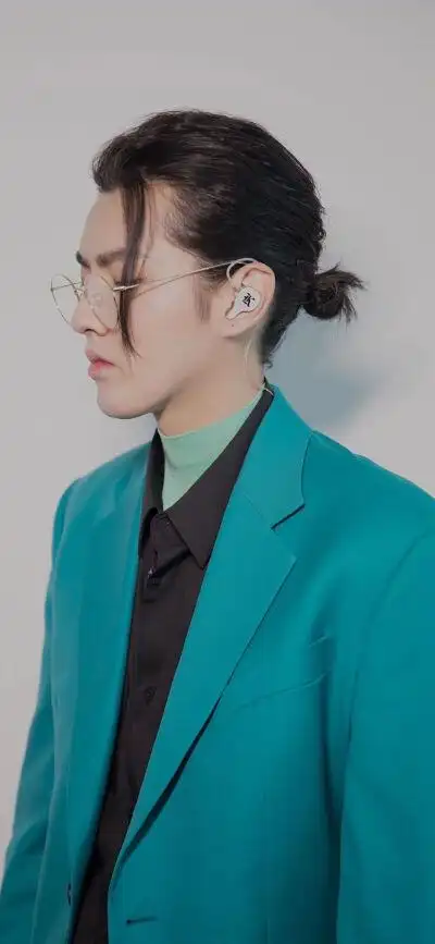 吴亦凡 七十二层奇楼