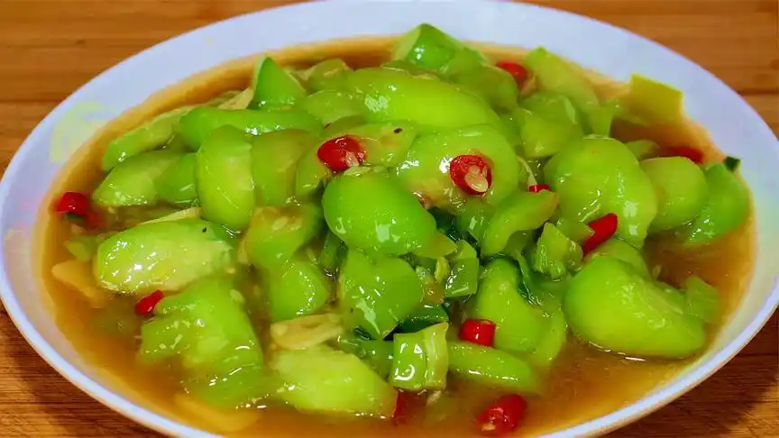 农村姑娘教你怎么做最好吃的虎皮青椒,这种做法比饭店还要美味!