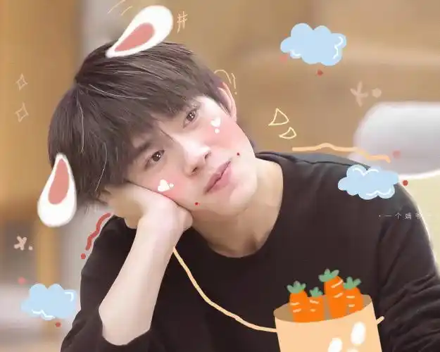 朋听时候的宝宝,又软又可爱@tfboys-易烊千玺#易烊千玺电影小小的我