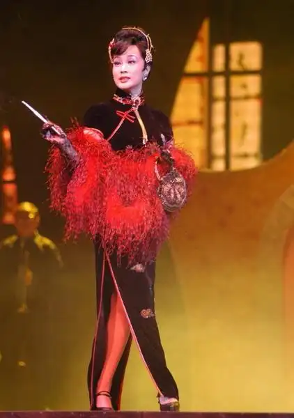 《金大班》亮相杭州观众感叹:刘晓庆老了(图)