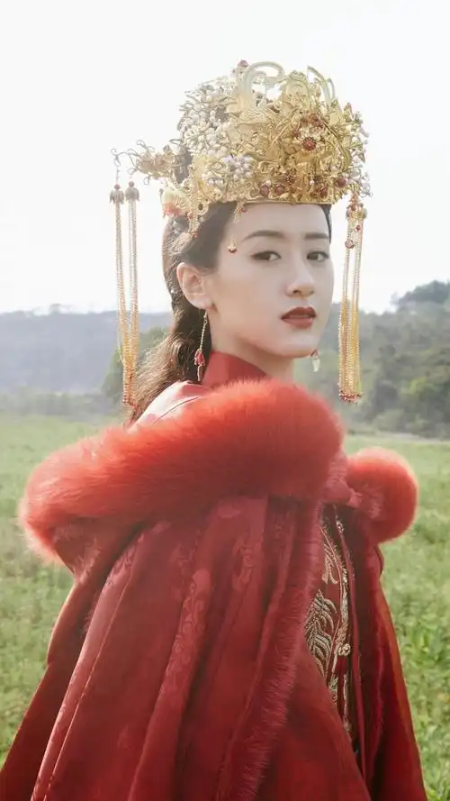 祝卿好 刘泠 袁冰妍