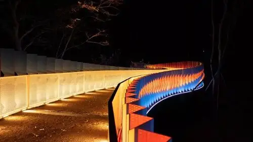 日晖港步行桥 by 大舍建筑