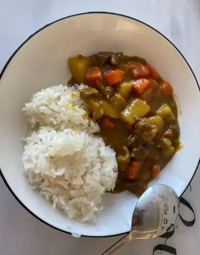一个人的午饭,牛肉咖喱饭