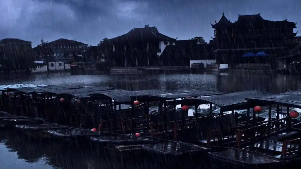 描写夜雨的诗词