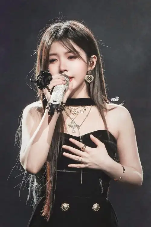 赖美云小七的ab面暖冬音乐会