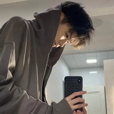 高清帅气头像男生成熟霸气冷酷图片