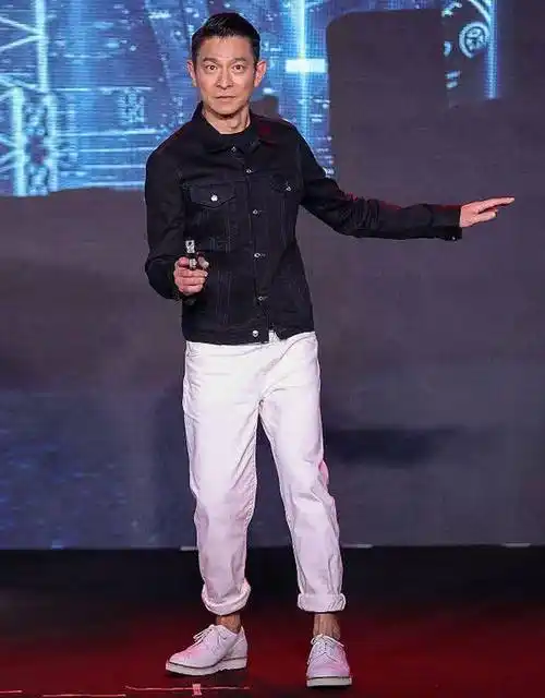 学刘德华裤子短一截,更显高_效果_个性_裤腿