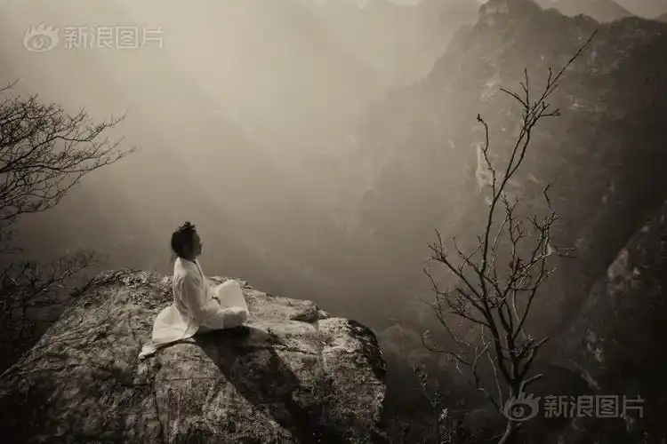 到唐末五代,社会动乱,大量士大夫加入修道,主张以身体为丹炉,以体内"