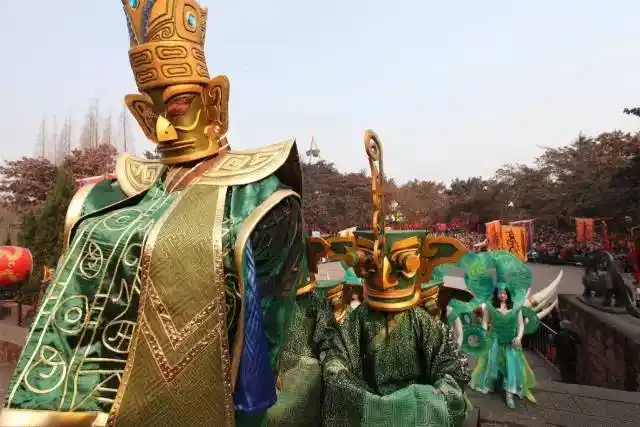 三星堆大祭祀,穿越到古蜀,你绝对没有看过!(转发收礼)