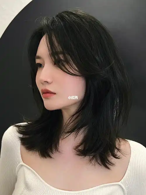 流行什么发型 #女生发型 ,#剪发视频  #不老气头发 ##深圳发型