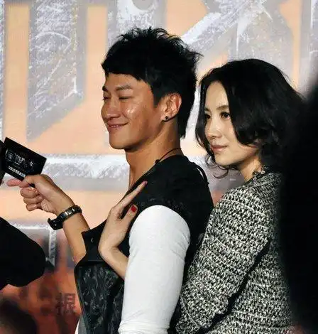 小宋佳丰富的情史:做过5婚导演5年的小三,经历过11个男人|何润东|陈龙