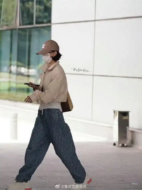 赵丽颖短发进组