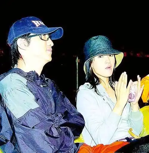 这是庾澄庆吗?网友:人家六十二岁了,谁人不老?岁月不饶人啊!