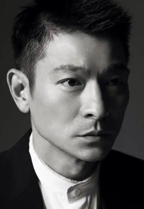 刘德华 1961年出生于香港,演员,歌手,词作人,制片人,电影人