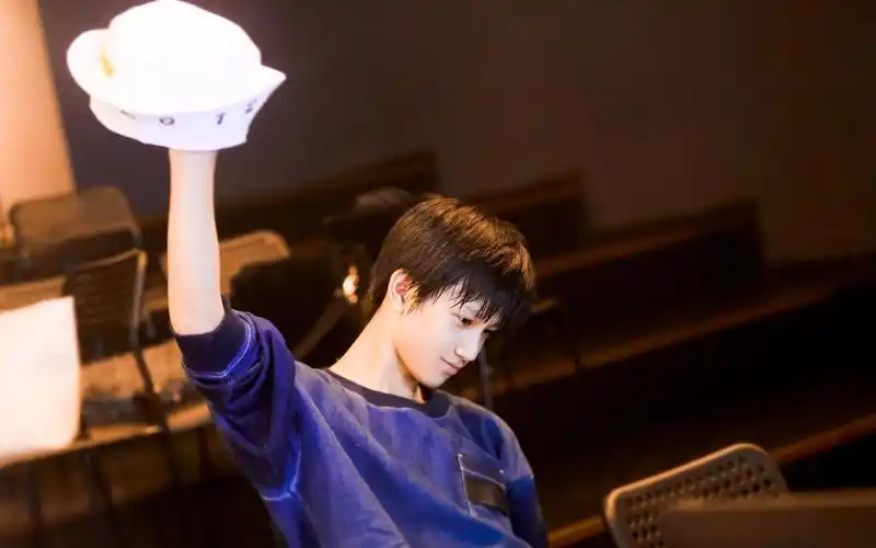 敖子逸我不会感到无聊