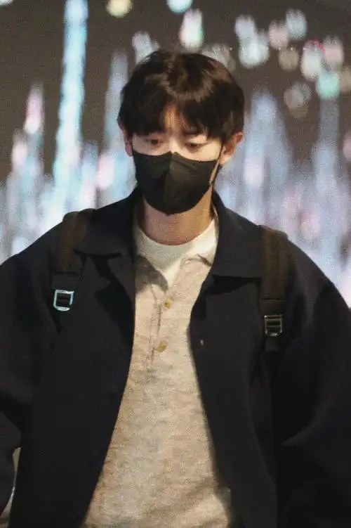 朴灿烈唯一官方门面