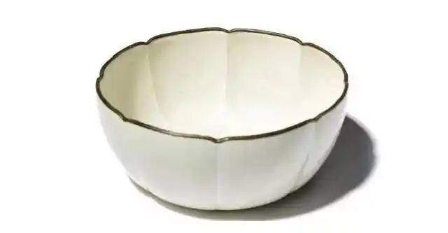 定窑|定窑:瓷器中的"白富美"