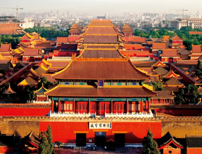 但明朝中后期财政方面越来越紧张,实在顾不上修缮半废弃的南京故宫