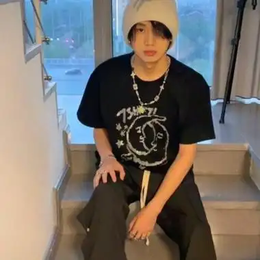 高清帅气的文艺内涵青年微信头像男生图片