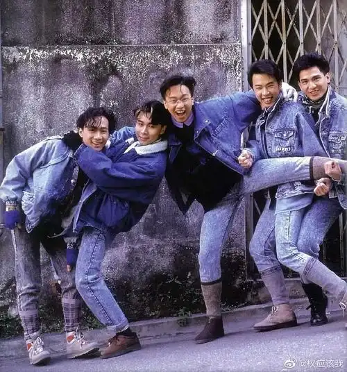 还有人不知道beyond是这样的乐队吗