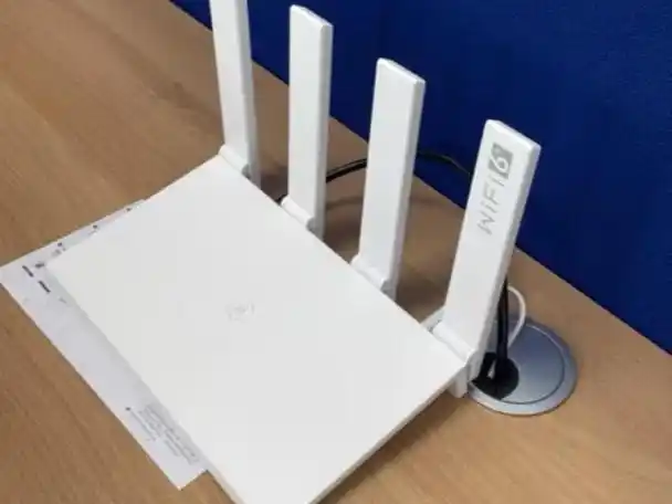 华为路由器ax3评测家用穿墙多连不卡