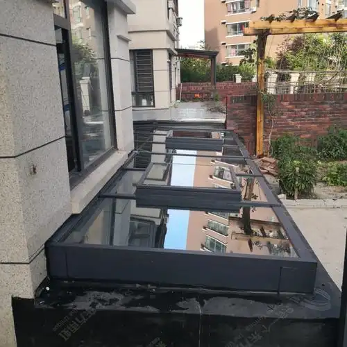 墨瑟铝系统别墅地下室采光井安装案例实景